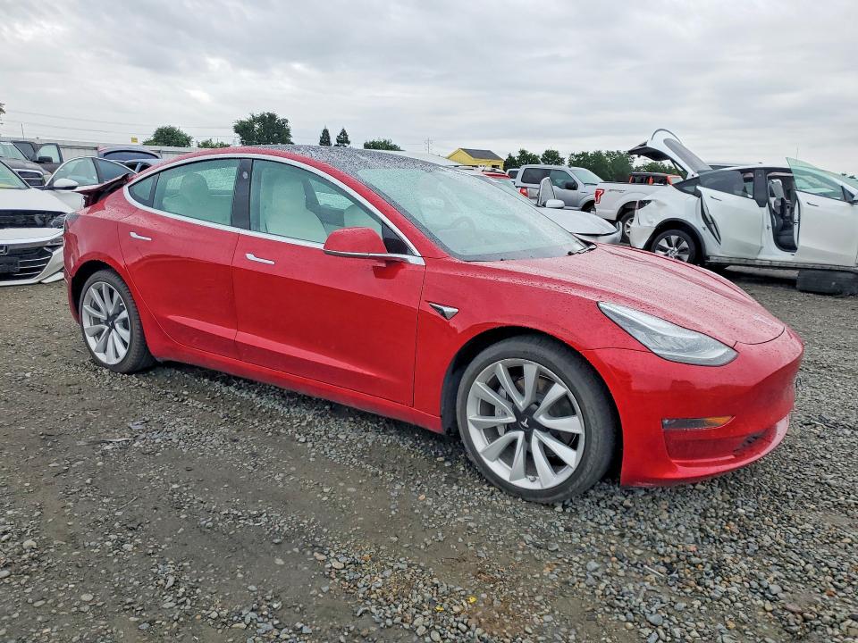 48019456 :رقم المزاد ، 5YJ3E1EB9LF735953 vin ، 2020 Tesla Model 3 مزاد بيع