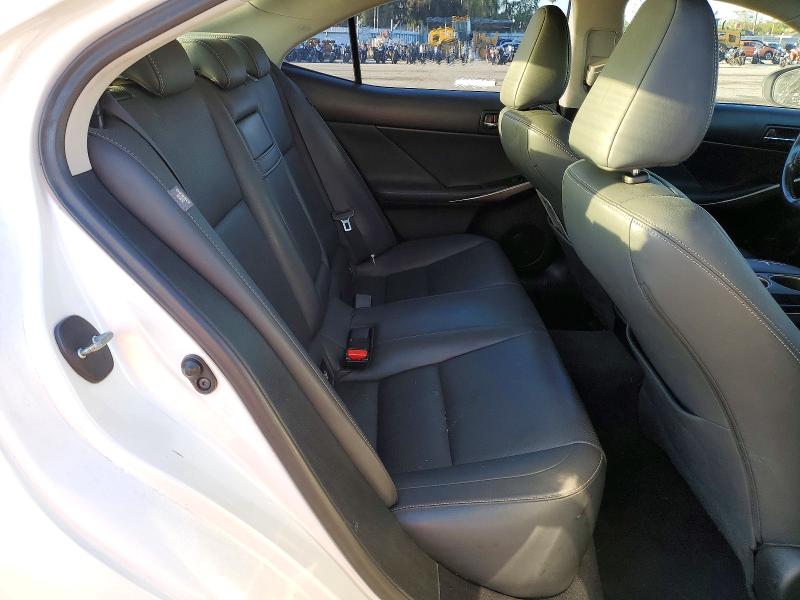 49949456 :رقم المزاد ، JTHBA1D22G5004439 vin ، 2016 Lexus Is مزاد بيع