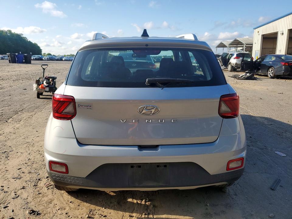 2022 Hyundai Venue მანქანა იყიდება აუქციონზე, vin: KMHRC8A37NU171913, აუქციონის ნომერი: 51161376