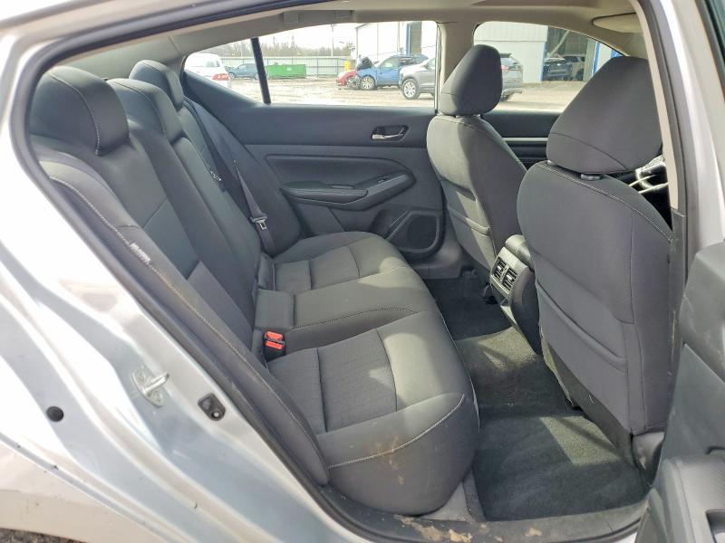 49549206 :رقم المزاد ، 1N4BL4DW6KN301468 vin ، 2019 Nissan Altima مزاد بيع