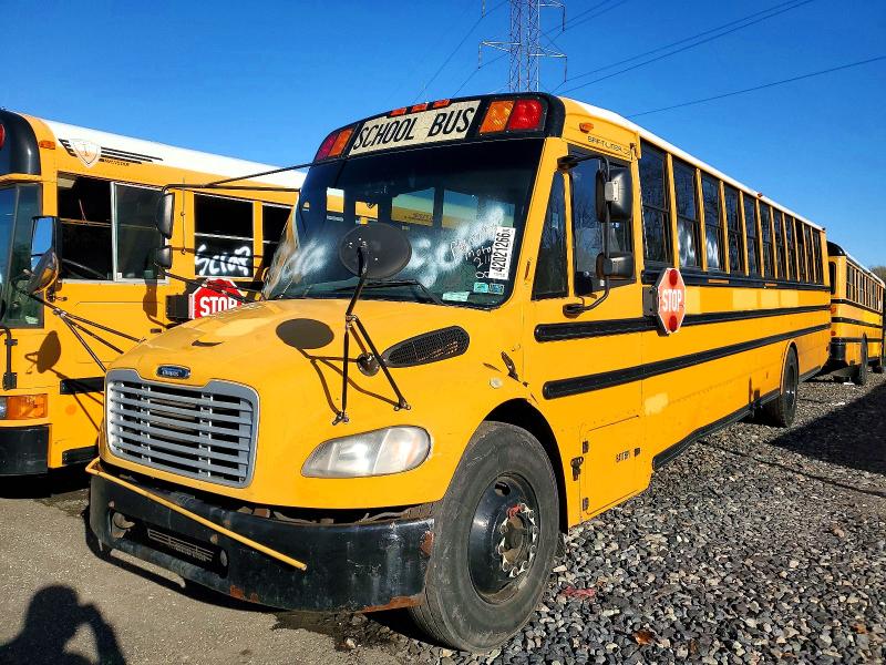 42021266 :رقم المزاد ، 4UZABRDT6CCBB4458 vin ، 2012 Freigliner Chassis مزاد بيع