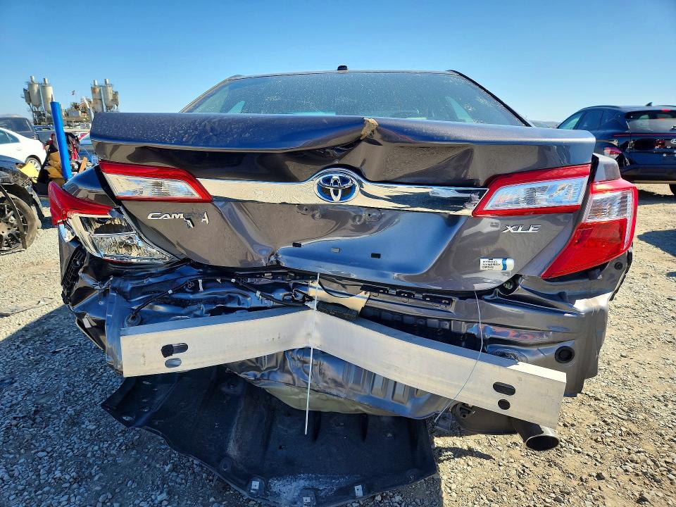2014 Toyota Camry Hybrid მანქანა იყიდება აუქციონზე, vin: 4T1BD1FK6EU100773, აუქციონის ნომერი: 49587166