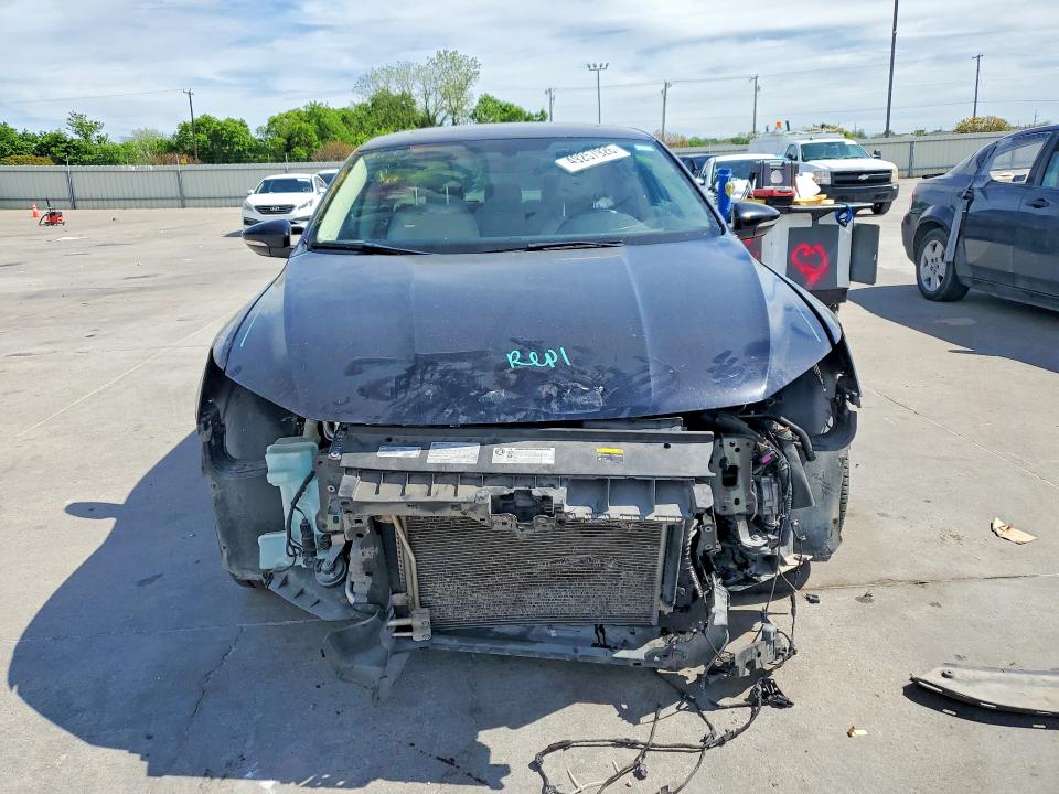 49257926 :رقم المزاد ، 1VWGT7A38HC054421 vin ، 2017 Volkswagen Passat مزاد بيع