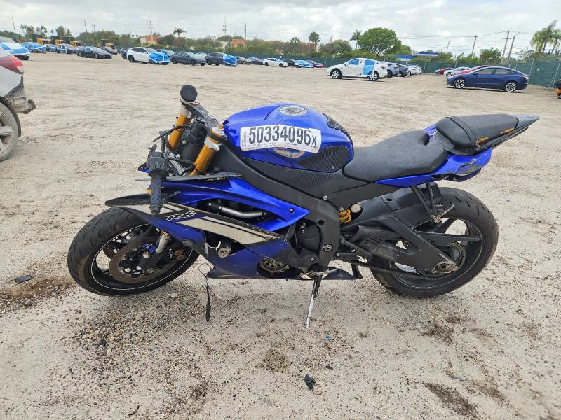 50334096 :رقم المزاد ، JYARJ16E5CA026956 vin ، 2012 Yamaha Yzfr6 مزاد بيع