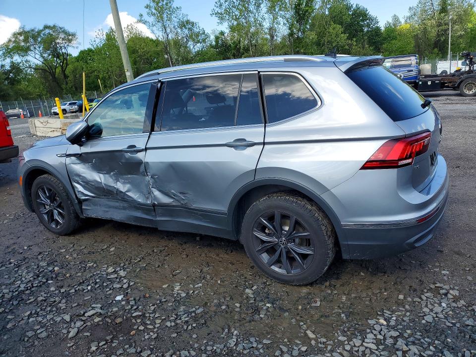Продажа на аукционе авто 2022 Volkswagen Tiguan, vin: 3VV2B7AX9NM037402, номер лота: 51859786
