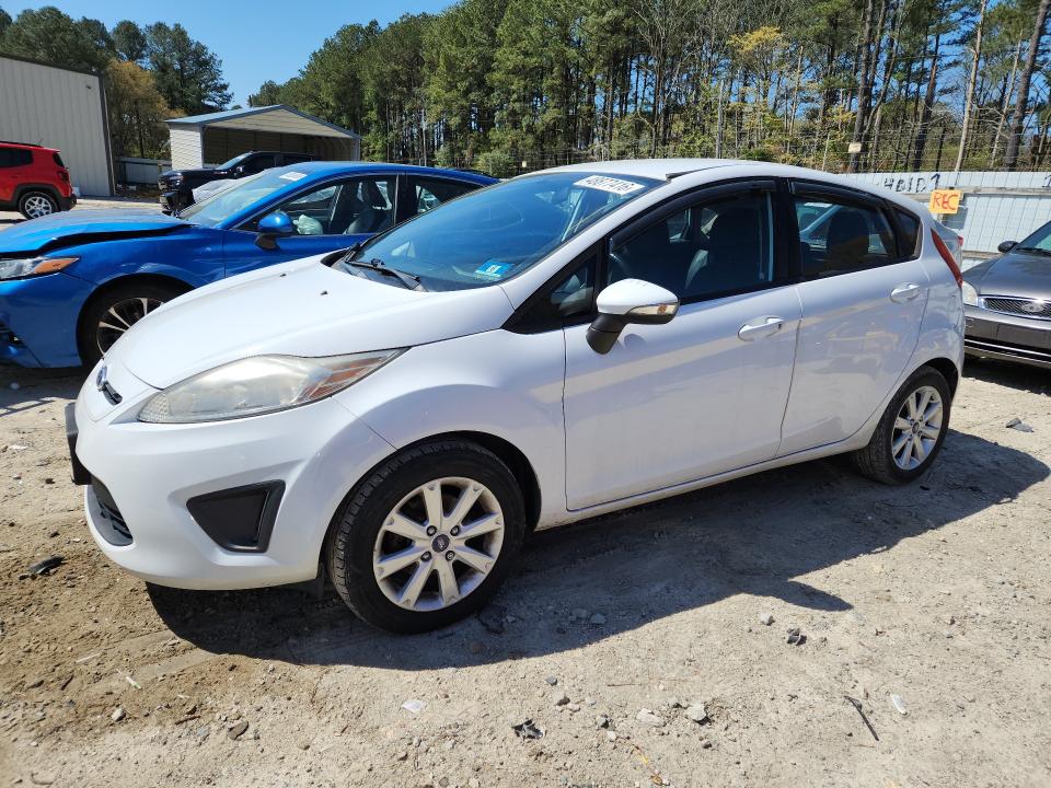 2013 Ford Fiesta მანქანა იყიდება აუქციონზე, vin: 3FADP4EJXDM107023, აუქციონის ნომერი: 48877416