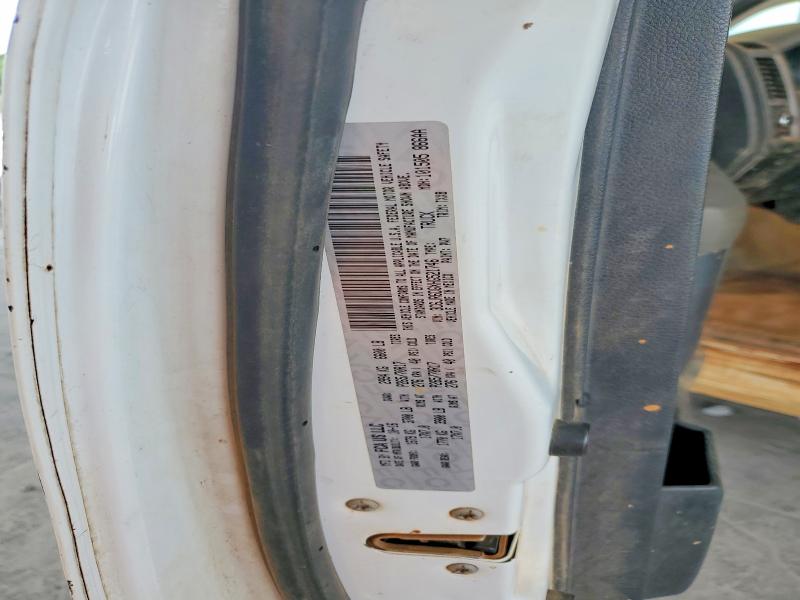 51581516 :رقم المزاد ، 3C6JR6DGXHG521746 vin ، 2017 Ram 1500 مزاد بيع