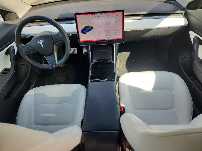 48858636 :رقم المزاد ، 5YJ3E1EB2JF082329 vin ، 2018 Tesla Model 3 مزاد بيع