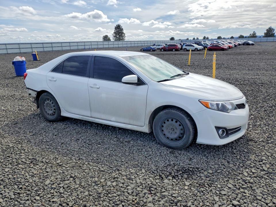 2014 Toyota Camry მანქანა იყიდება აუქციონზე, vin: 4T1BF1FK2EU365958, აუქციონის ნომერი: 48265716