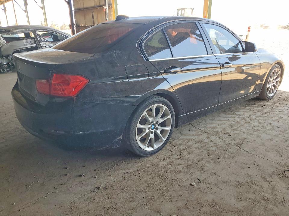 49202226 :رقم المزاد ، WBA3B1C5XFP830938 vin ، 2015 Bmw 320 مزاد بيع
