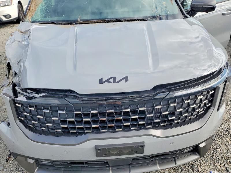 50394546 :رقم المزاد ، KNDNE5KA9S6077198 vin ، 2025 Kia Carnival Hybrid مزاد بيع