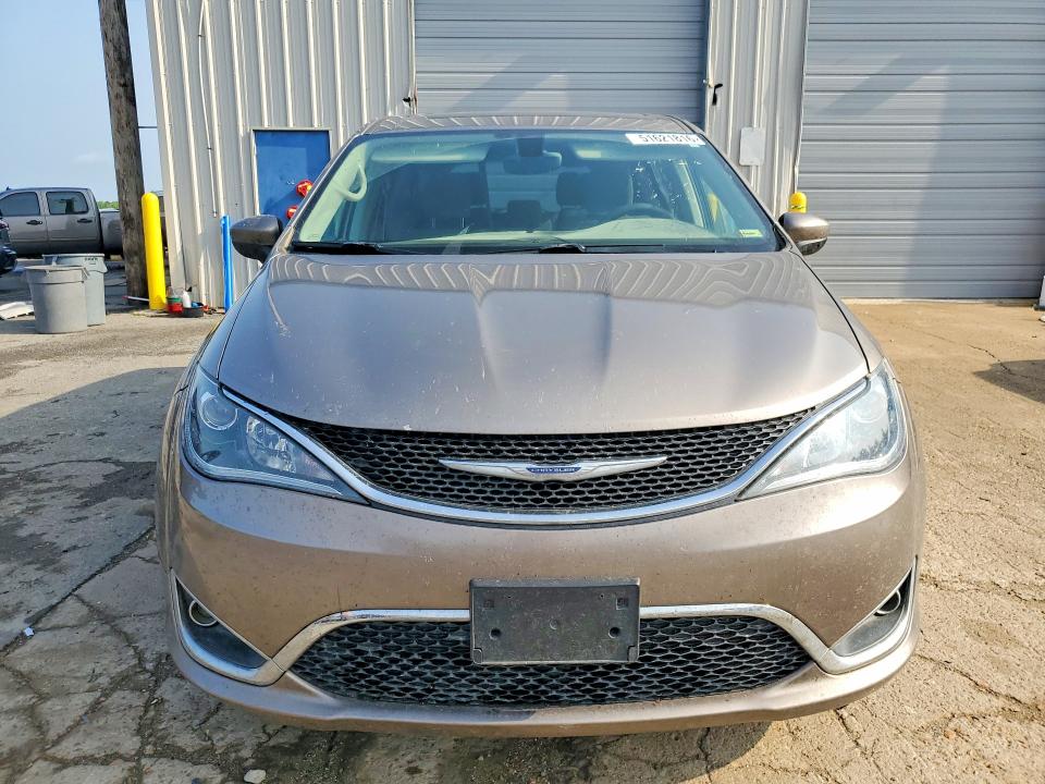 Продажа на аукционе авто 2017 Chrysler Pacifica, vin: 2C4RC1BG9HR816740, номер лота: 51621816