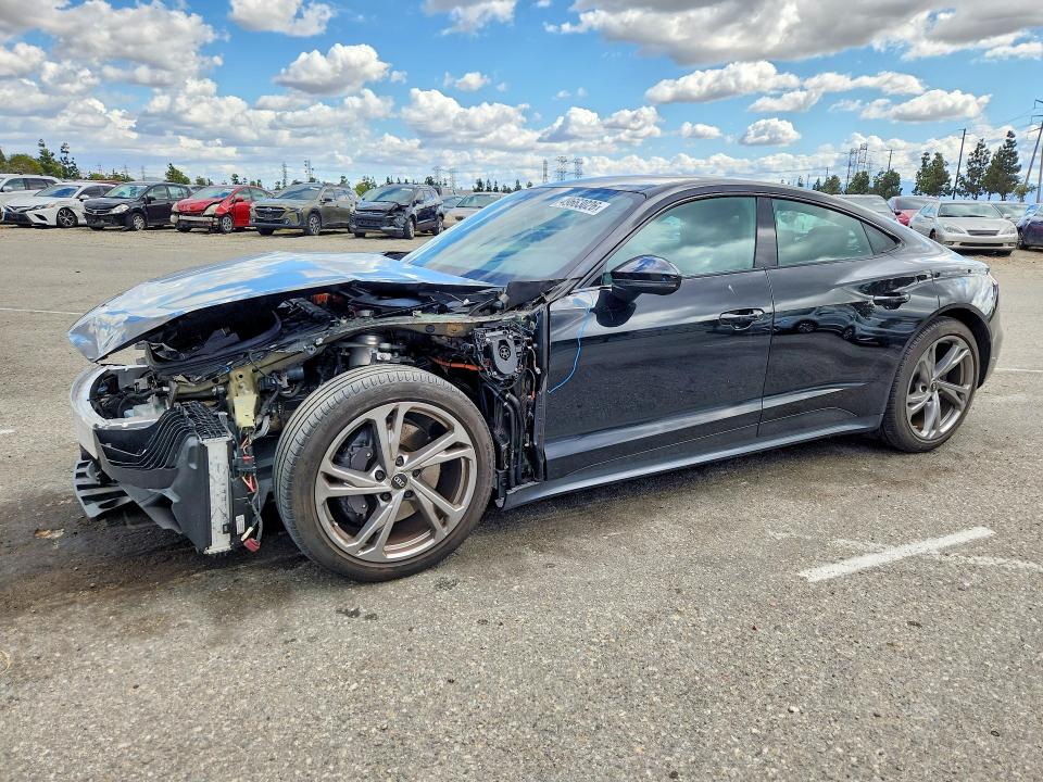 Продажа на аукционе авто 2022 Audi E-tron Gt, vin: WAUFJBFWXN7010450, номер лота: 49663026