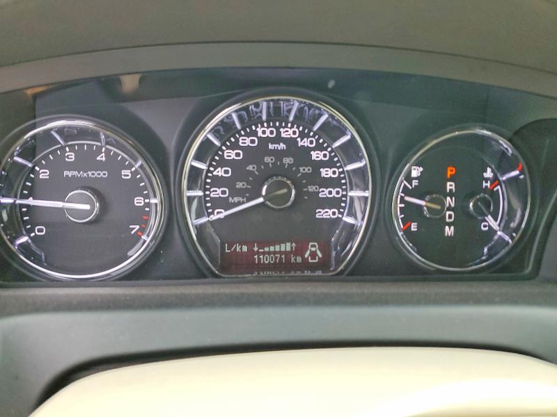 46564286 :رقم المزاد ، 1LNHL9FT4BG613728 vin ، 2011 Lincoln Townhouse Mks مزاد بيع
