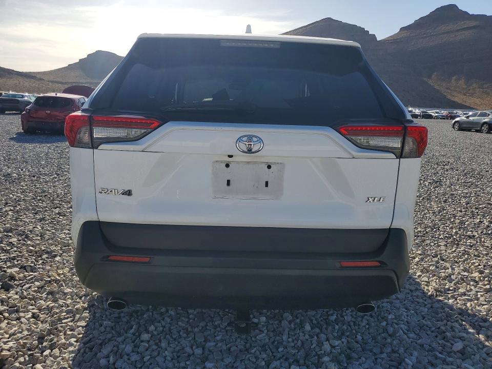 Aukcja sprzedaży 2021 Toyota Rav4, vin: 2T3W1RFV3MW117586, numer aukcji: 50764506