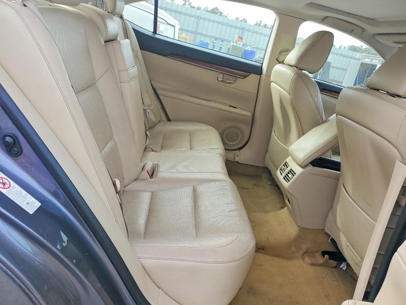 47901296 :رقم المزاد ، JTHBW1GG8D2033725 vin ، 2013 Lexus Es 300h مزاد بيع