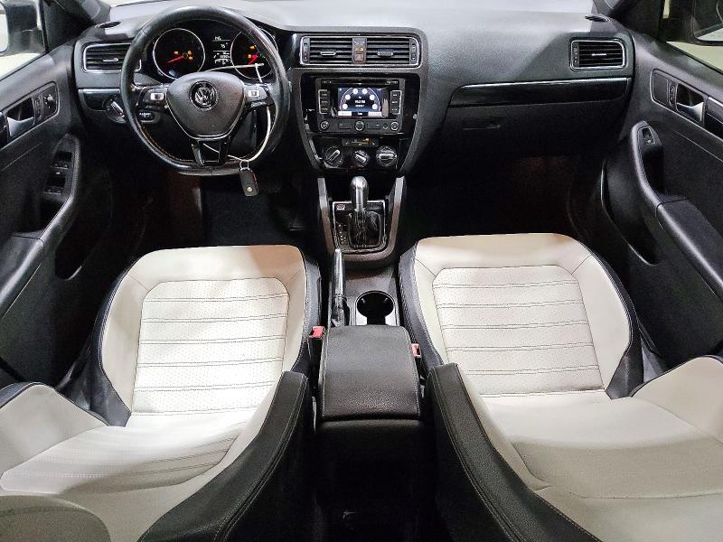 49571986 :رقم المزاد ، 3VWD17AJ8FM214011 vin ، 2015 Volkswagen Jetta مزاد بيع