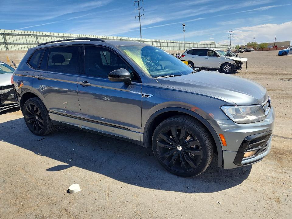 2021 Volkswagen Tiguan მანქანა იყიდება აუქციონზე, vin: 3VV2B7AX2MM081577, აუქციონის ნომერი: 47374166