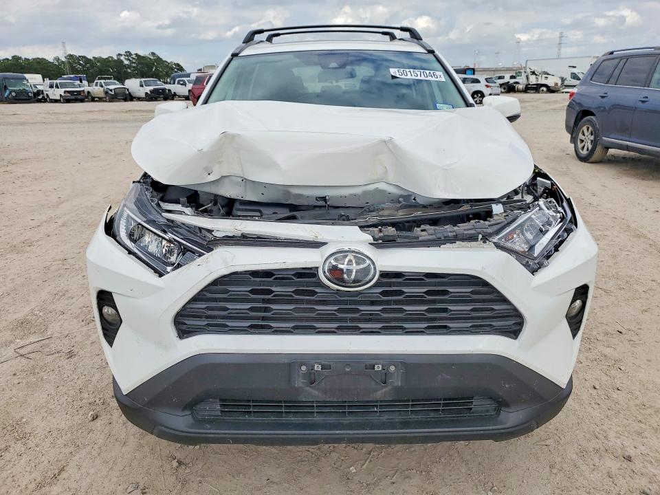 Продажа на аукционе авто 2021 Toyota Rav4, vin: 2T3W1RFV1MW104044, номер лота: 50157046