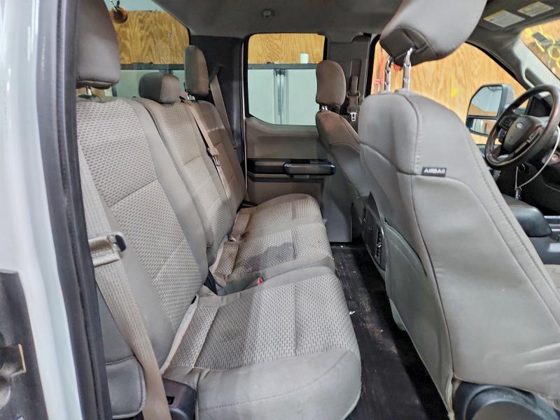 51673036 :رقم المزاد ، 1FTFX1EF1GKF35670 vin ، 2016 Ford F150 مزاد بيع