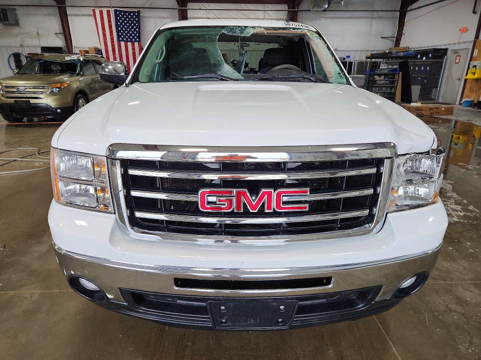 50752496 :رقم المزاد ، 1GTR1VE08DZ306763 vin ، 2013 Gmc Sierra مزاد بيع
