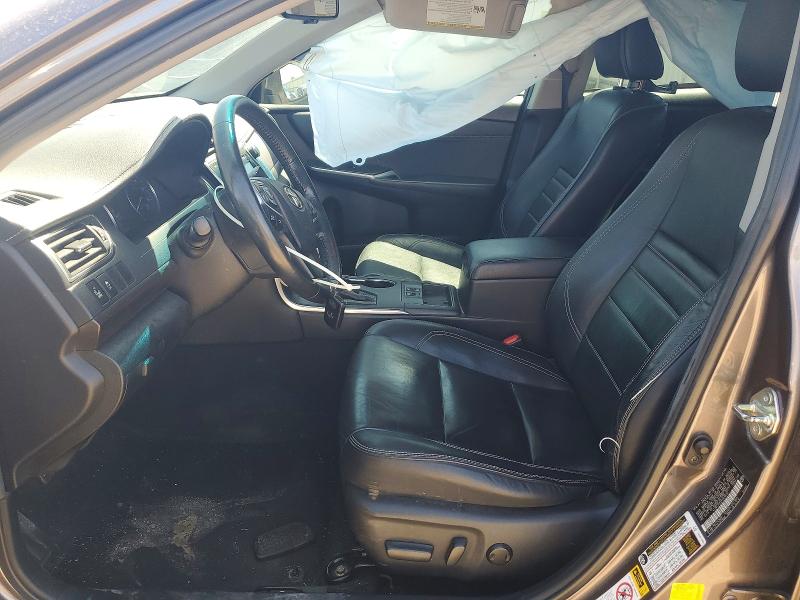 51431506 :رقم المزاد ، 4T1BF1FK2FU915757 vin ، 2015 Toyota Camry مزاد بيع