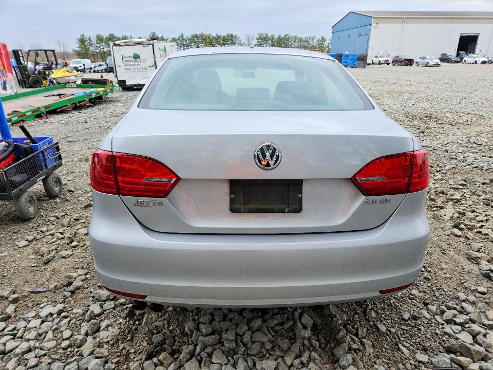 49655866 :رقم المزاد ، 3VWDZ7AJ4BM376320 vin ، 2011 Volkswagen Jetta مزاد بيع