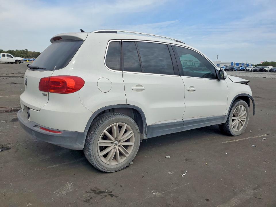 Auction sale of the 2016 Volkswagen Tiguan, vin: WVGAV7AX2GW540964, lot number: 50602656