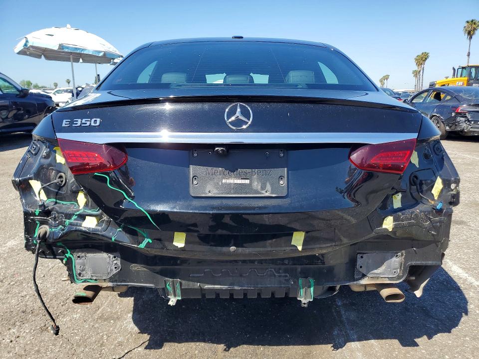 Продажа на аукционе авто 2021 Mercedes-benz E, vin: W1KZF8DB4MA893215, номер лота: 48965646