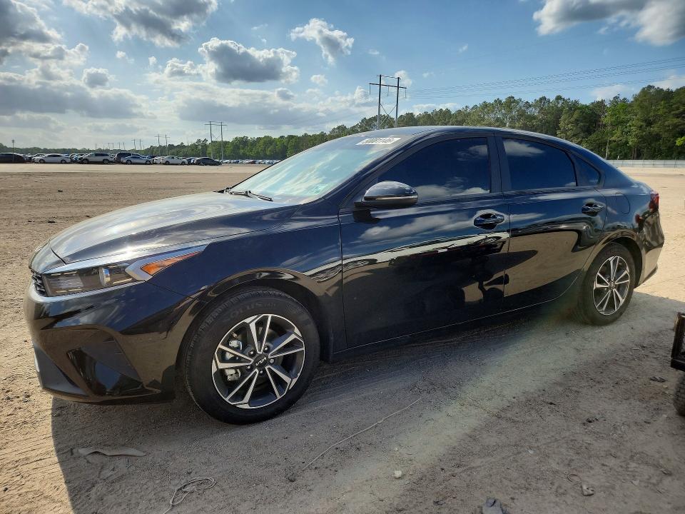 2024 Kia Forte მანქანა იყიდება აუქციონზე, vin: 3KPF24AD5RE729855, აუქციონის ნომერი: 50081146