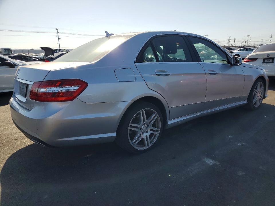 Продаж на аукціоні авто 2011 Mercedes-benz E, vin: WDDHF5GB4BA271474, номер лоту: 48781926