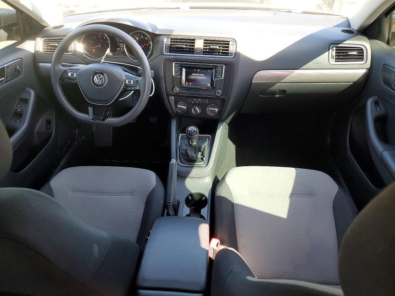 48955246 :رقم المزاد ، 3VW167AJ0HM316037 vin ، 2017 Volkswagen Jetta مزاد بيع