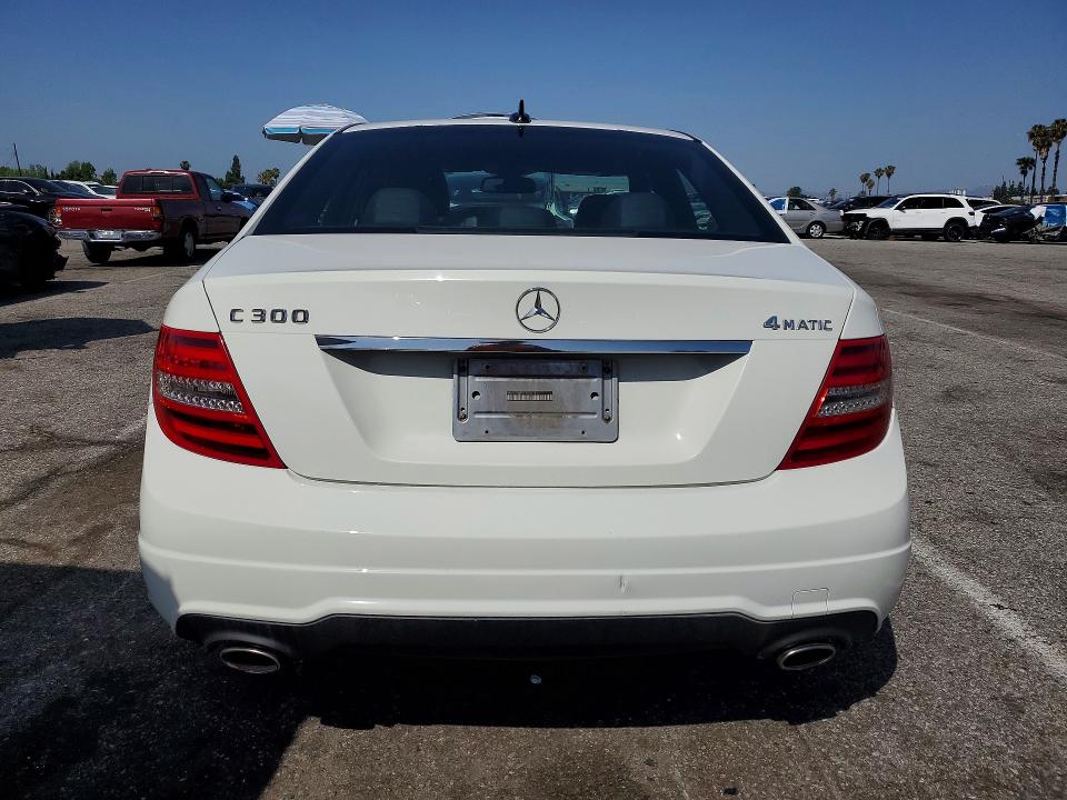 2012 Mercedes Benz C მანქანა იყიდება აუქციონზე, vin: WDDGF8BB7CR209185, აუქციონის ნომერი: 50079316