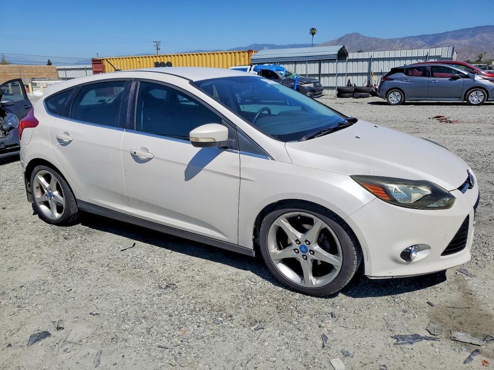 2012 Ford Focus მანქანა იყიდება აუქციონზე, vin: 1FAHP3N26CL257926, აუქციონის ნომერი: 49685956