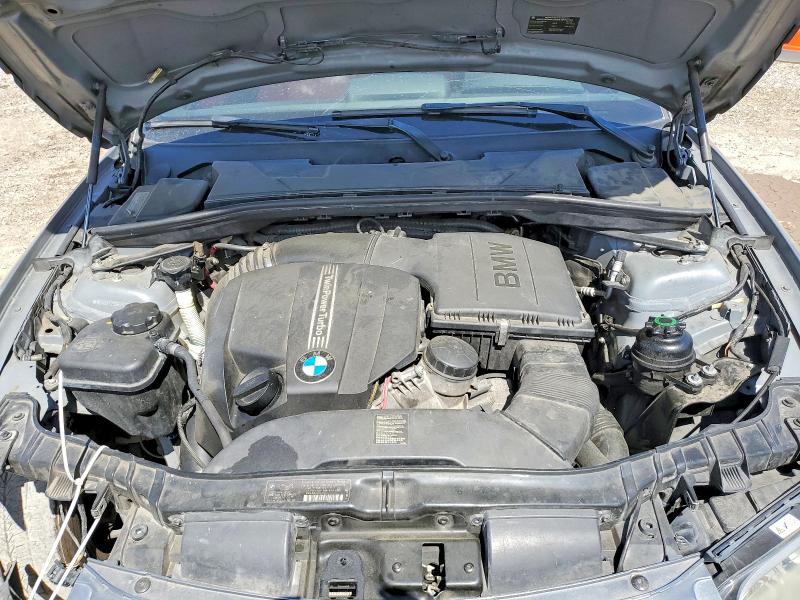 48949936 :رقم المزاد ، WBAUN7C5XBVM25425 vin ، 2011 Bmw 135 مزاد بيع