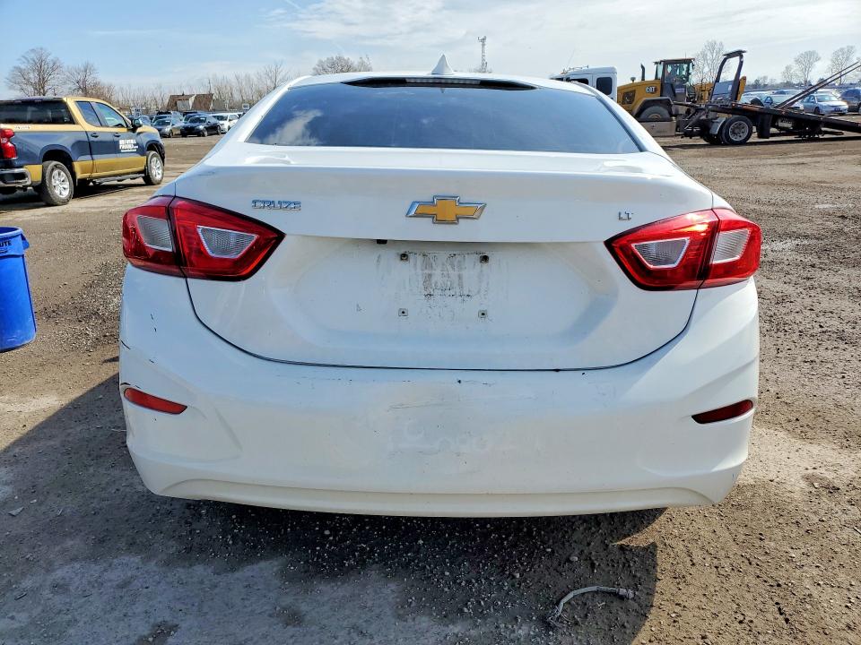 Aukcja sprzedaży 2018 Chevrolet Cruze, vin: 1G1BE5SM3J7226655, numer aukcji: 49883526