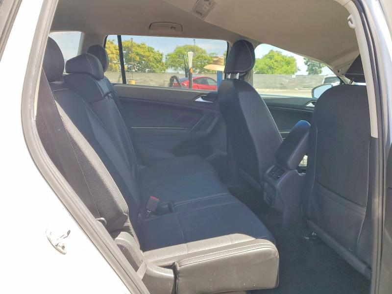 50712736 :رقم المزاد ، 3VV3B7AX1MM009564 vin ، 2021 Volkswagen Tiguan مزاد بيع