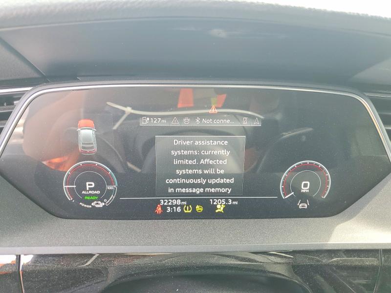 2024 Audi Q8 E-tron მანქანა იყიდება აუქციონზე, vin: WA1CABGE6RB032244, აუქციონის ნომერი: 49338096