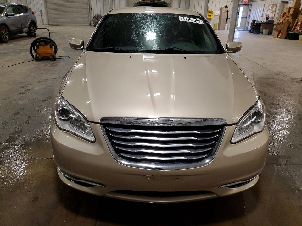 Продажа на аукционе авто 2014 Chrysler 200, vin: 1C3CCBAB2EN143465, номер лота: 49567596