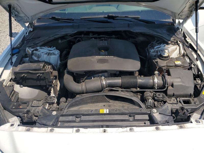 2017 Jaguar Xe მანქანა იყიდება აუქციონზე, vin: SAJAR4BG4HA973613, აუქციონის ნომერი: 50254406