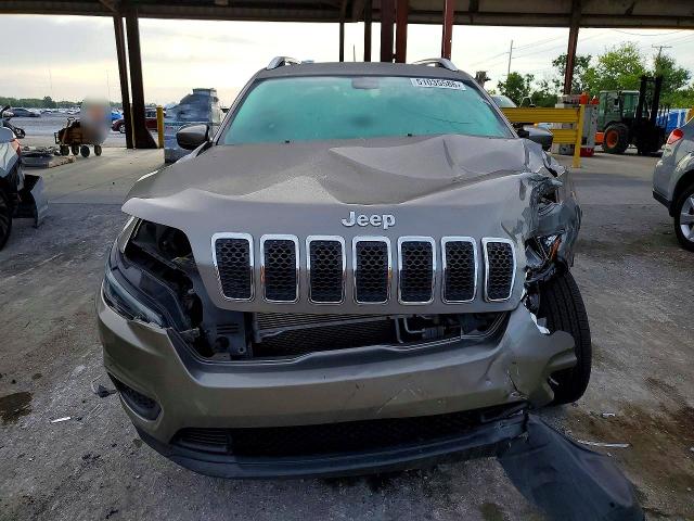 51035586 :رقم المزاد ، 1C4PJLCB6LD624344 vin ، 2020 Jeep Cherokee مزاد بيع