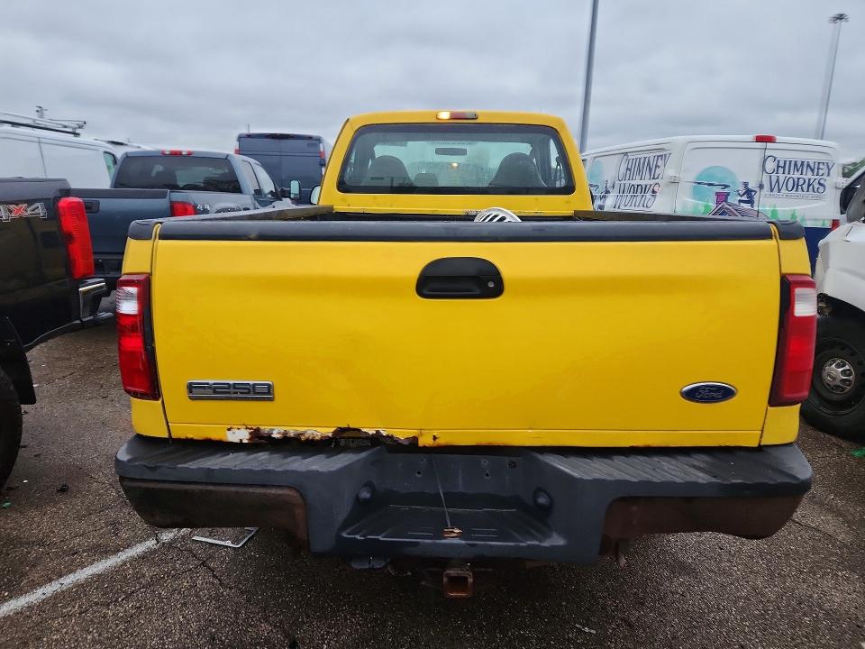 2008 Ford F250 მანქანა იყიდება აუქციონზე, vin: 1FTNF21518EB67265, აუქციონის ნომერი: 51024576