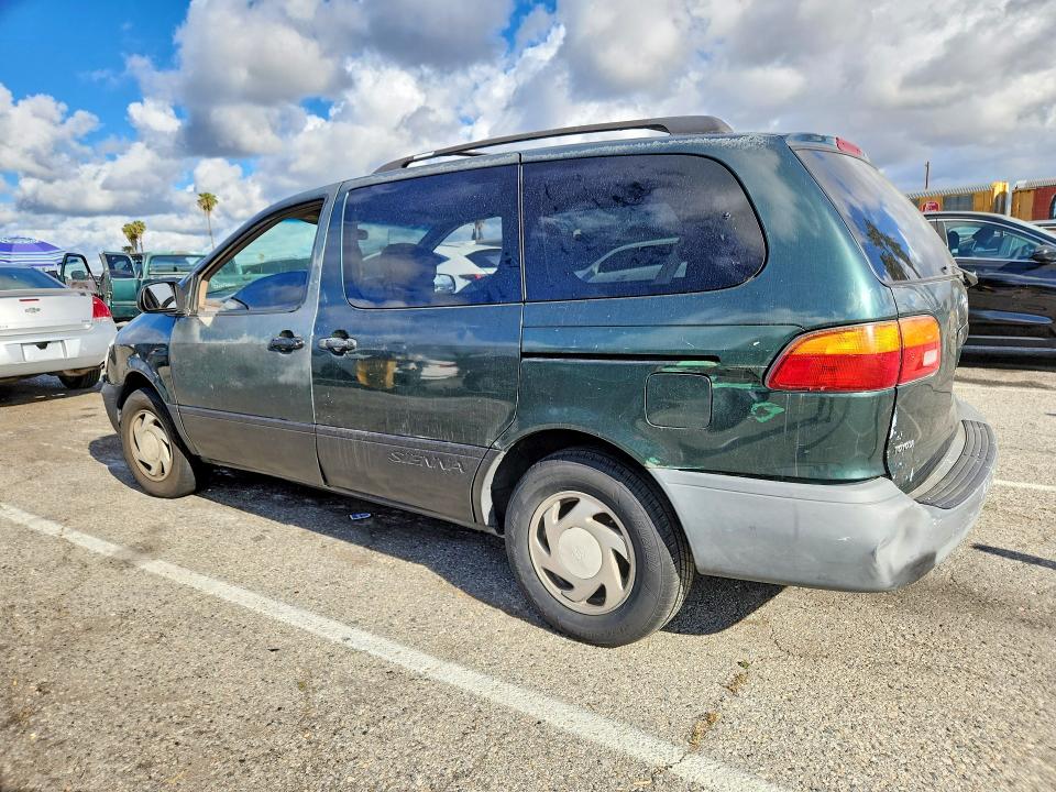 Продажа на аукционе авто 2000 Toyota Sienna, vin: 4T3ZF13C6YU263103, номер лота: 49473586