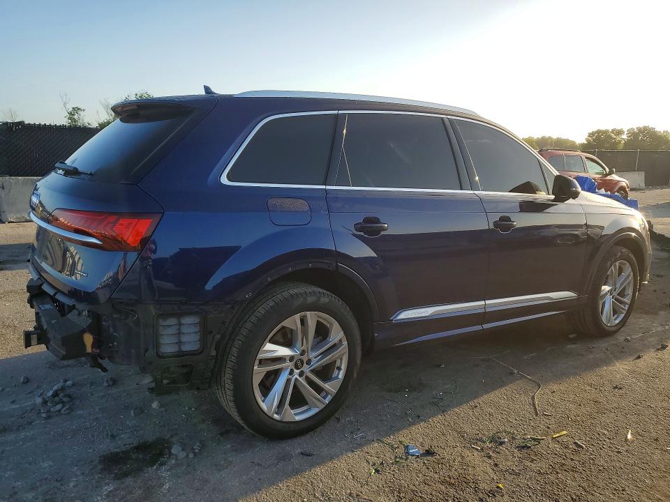 49161696 :رقم المزاد ، WA1LXAF7XMD016735 vin ، 2021 Audi Q7 مزاد بيع