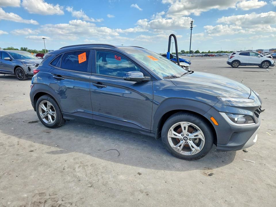 49716486 :رقم المزاد ، KM8K32AB9NU856209 vin ، 2022 Hyundai Kona مزاد بيع
