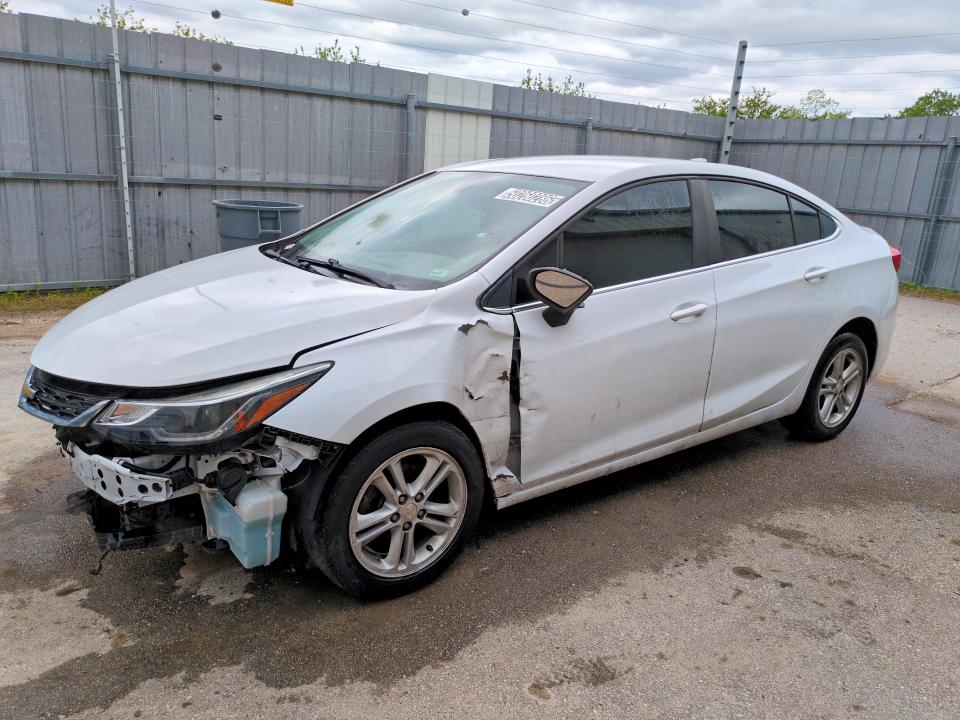 Auction sale of the 2018 Chevrolet Cruze, vin: 1G1BE5SM7J7241739, lot number: 50260286