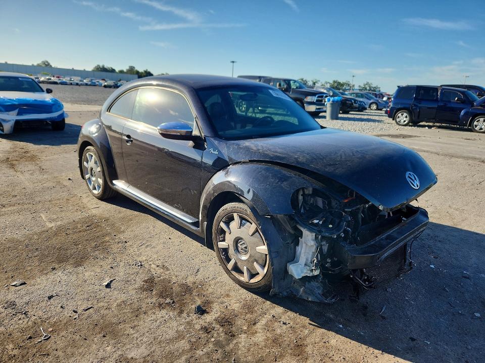 2013 Volkswagen Beetle მანქანა იყიდება აუქციონზე, vin: 3VWJP7AT6DM672890, აუქციონის ნომერი: 50898696