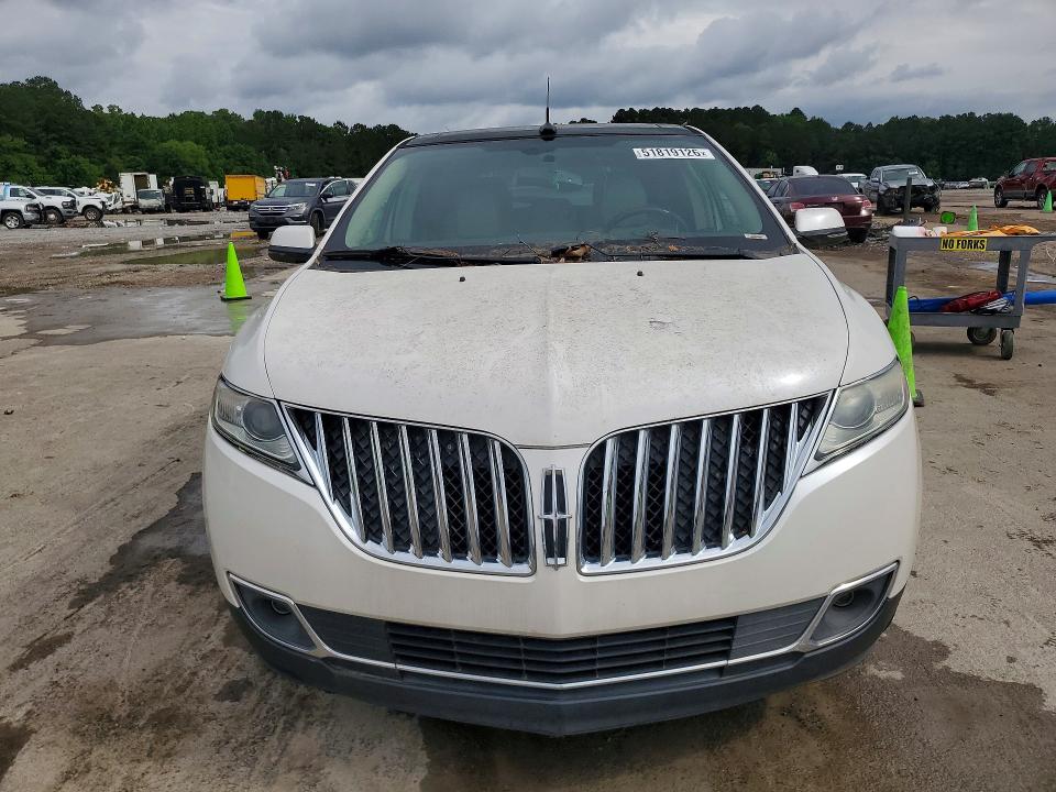 Продаж на аукціоні авто 2015 Lincoln Mkx, vin: 2LMDJ6JK2FBL33373, номер лоту: 51819126
