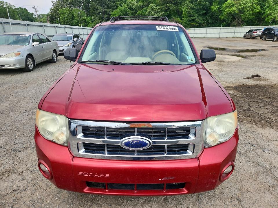 51592406 :رقم المزاد ، 1FMCU03118KB50135 vin ، 2008 Ford Escape مزاد بيع