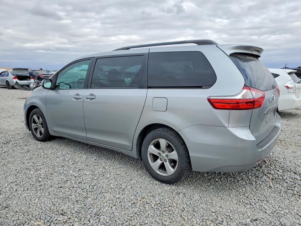 50431836 :رقم المزاد ، 5TDKK3DC2FS599966 vin ، 2015 Toyota Sienna مزاد بيع